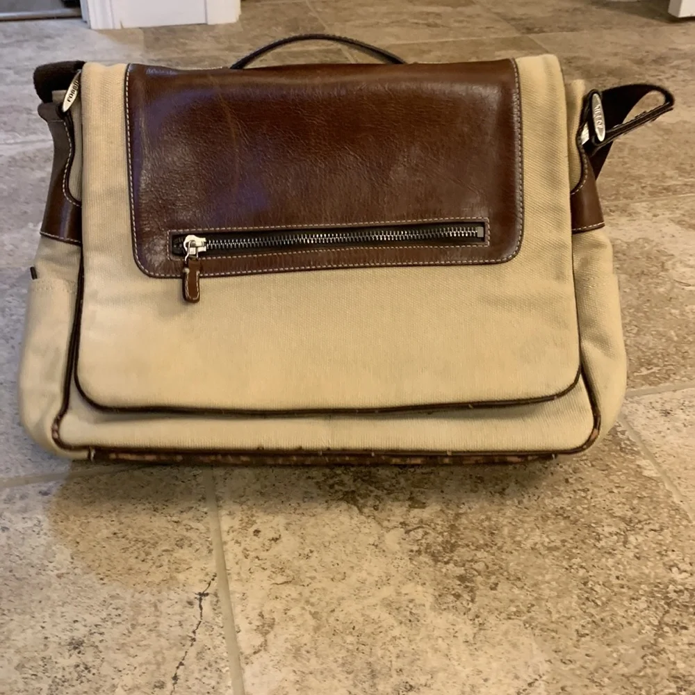 Fossil Messenger Bag